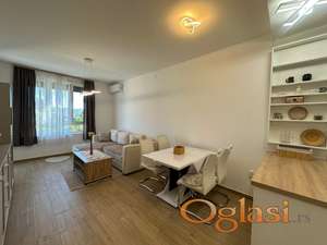 Komforan dvosoban stan - Atrium residence - Petefi Šandora - garažno mesto