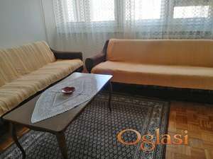 Izdajem jednoiposoban stan u Mirijevu