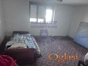 Kuća u Vrbasu sa odličnim potencijalom!