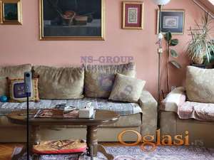 Odličan petosoban stan u Podbari.