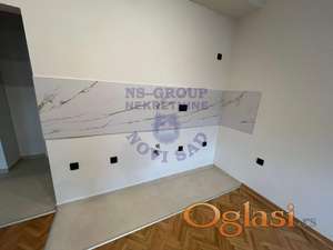 Trosoban stan na Bulevaru Oslobodjenja,54m2