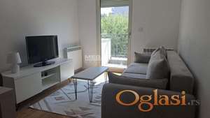 Đeram, lux, namešten, odmah useljiv