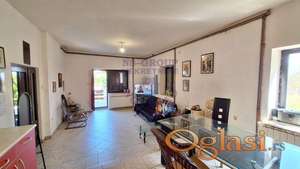 Prodaje se spratna kuća u Starom Rakovcu