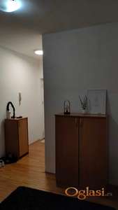 Izdajem stan na Grbavici