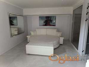 Luksuzan jednosoban stan na Salajci!