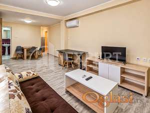 Izdaje se garsonjera u blizini Pravnog Fakulteta,30m2