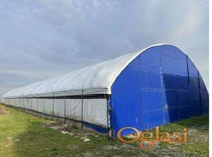 Odličan plac sa  sa podignutim objektom u Novim Karlovcima!