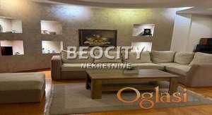 Čukarica, Julino brdo, Poručnika Spasića i Mašere, 7.0, 330m2