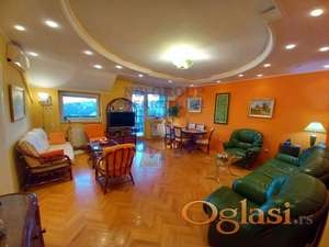 PERFEKTAN troiposoban stan na top lokaciji!