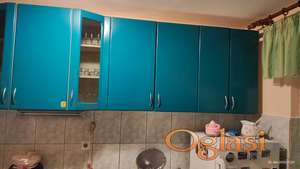 Prodajem hitno kuhinju