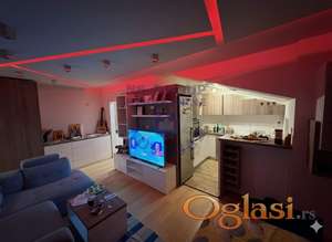 Trosoban stan na Trgu Marije Trandafil