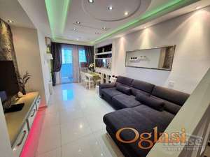 STAN - NOVI SAD - CENTAR - 61m2 - 180000 evra