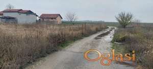 Građevinski plac u formiranoj ulici u blizini centra Rumenke