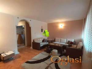 Lepa porodična kuća u Čalijama ID#8668