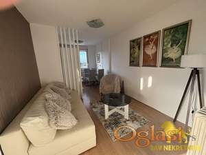 NOVI SAD - ŽELEZNIČKA STANICA - 43.00 m2