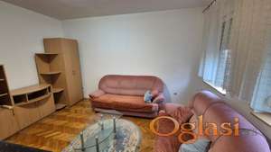 Jednoiposoban namešten stan Podbara-42m2-380e