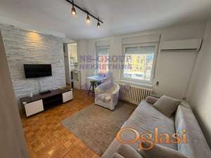 Izdaje se nameštena garsonjera od 23m² na Novom Naselju.