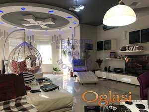 541977-Spratna kuca-342m2-Adice