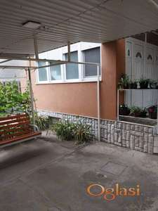 2-etažna kuća na prodaju, 220m² u Zrenjaninu