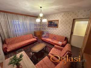 Dvosoban stan - Stara Detelinara - 43 m2