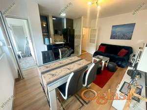 Prodaja Stan Zemun Milana Uzelca 1.5 44m2 renoviran uknjizen ID#1423