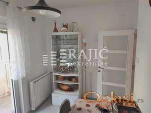 Banovo brdo,Blagoja Parovića,80m2,3.0, sa tri terase+parking! #4327