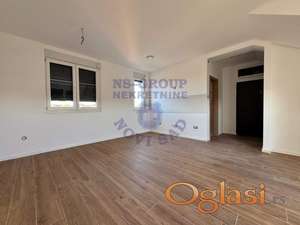 Odličan četvorosoban stan na Adicama!