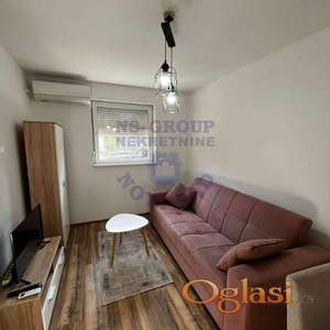 Jednoiposoban stan na Novoj Detelinari.