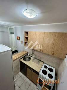 IZDAJE SE LEPA GARSONJERA NA BULEVARU ID#4297