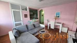 Odličan dvoiposoban stan na Bulevaru Oslobođenja – 56m²