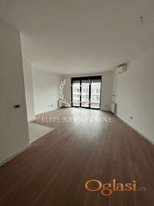 Izdavanje stanova Novi Beograd-Trosoban stan,novogradnja