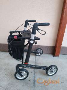 Kvalitetna karbonska hodalica sa torbom