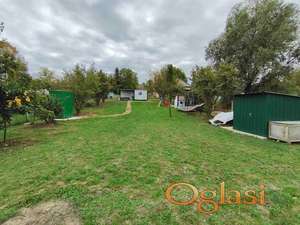 Građevinski plac sa pogledom na Dunav, Čerević (Beočin)