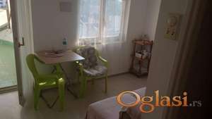 GARSONJERA SA GALERIJOM U GUNDULIĆEVOJ ULICI,USELJIVO OD 01.02.