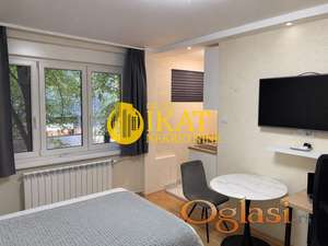 Dorćol , Strahinjića Bana 26m2 TOP lokacija ID#3681