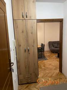 Iznajmljujem namesten stan