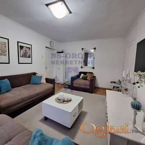 Prodaje se stan na Detelinari 47m2