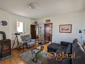 Odlicna kuca u Petrovaradinu, 134m2