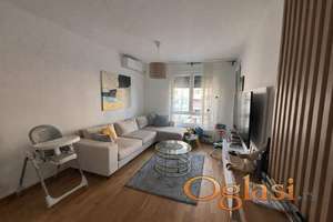 DVOIPOSOBAN STAN U KOMPLEKSU AVENIA GARDEN - RETKO U PONUDI