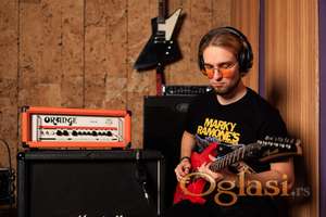 Professional Guitar & Vocals Lessons