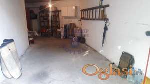 Garaža na Socijalnom