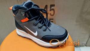 NIke outdoor 31 do 36  3100