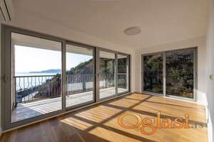 Novi trosoban stan 160 m2 u Pržnu