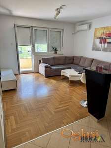 JEDNOIPOSOBAN STAN NA GRBAVICI, BULEVAR CARA LAZARA