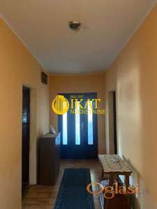 Lok, Titel kuća 108m2, plac 14 ari ID#5130
