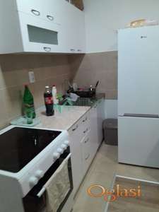 Jednoiposoban stan na Adicama od 27m2 