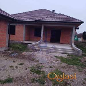 Odlična porodična kuća!