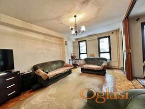 Retko u ponudi – stan na Vračaru 74m2 sa 2 terase ID#2639