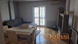 NAMESTENA GARSONJERA U RADNICKOJ, CENTAR - SPENS