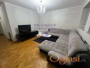 Odličan trosoban stan na Keju.